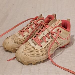 Under Armour Girls Softball Cleats